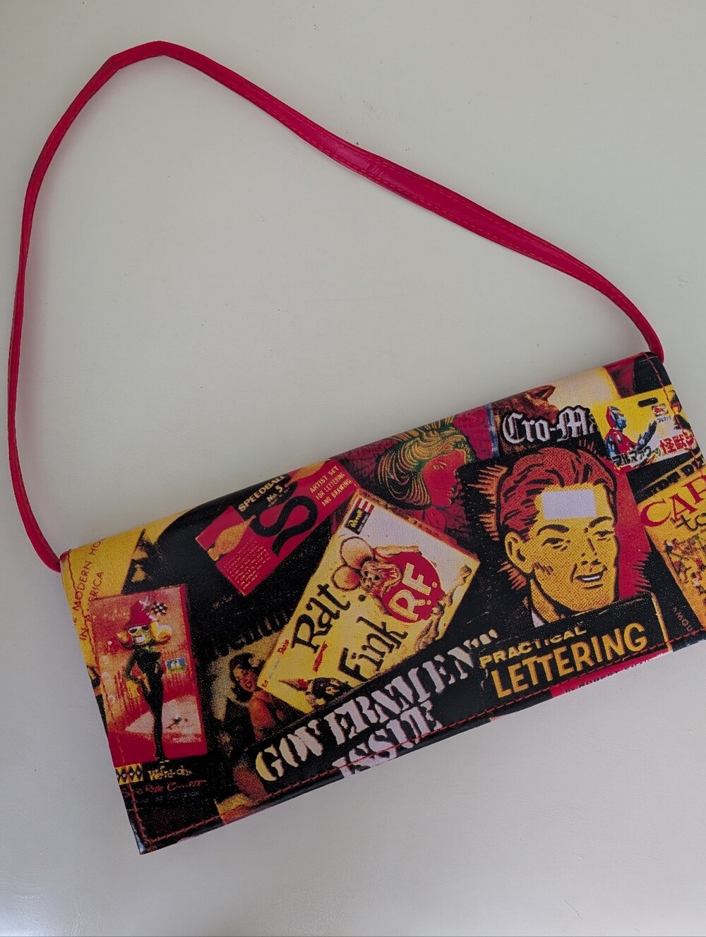 Vintage Cartoon Style Clutch
